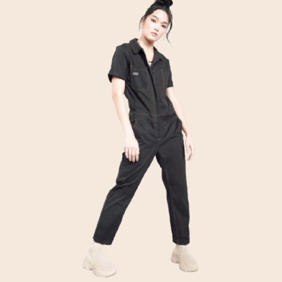 Wildfang The Essential Coverall in Black Size  Medium - Picture 1 of 14